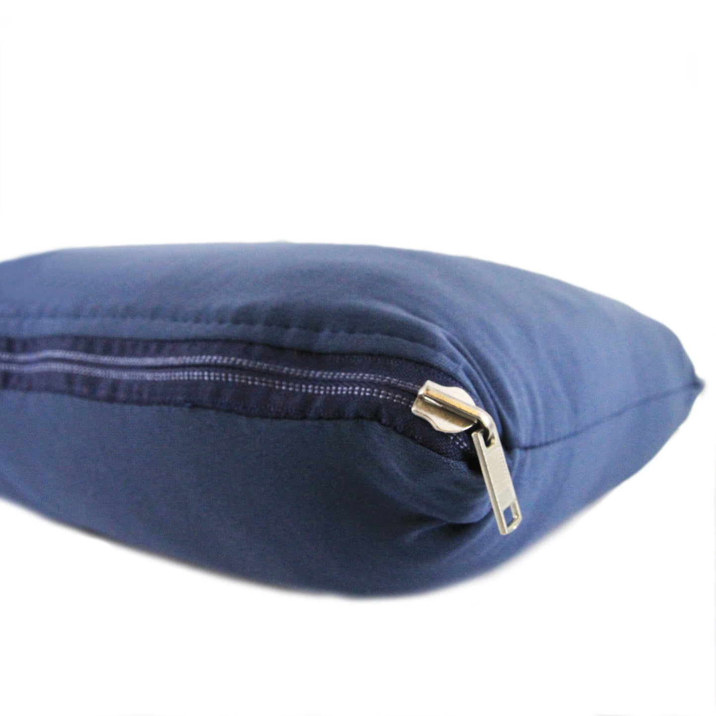 WRAP™ 4-IN-1 TRAVEL BLANKET